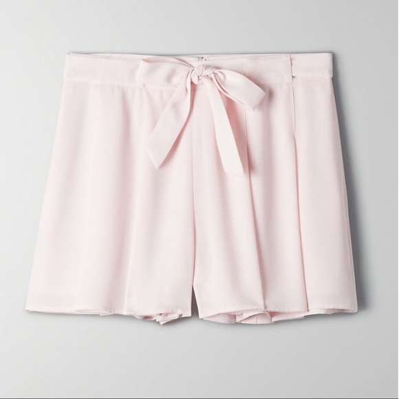 Sunday Best Westley Short - Picture 1 of 3